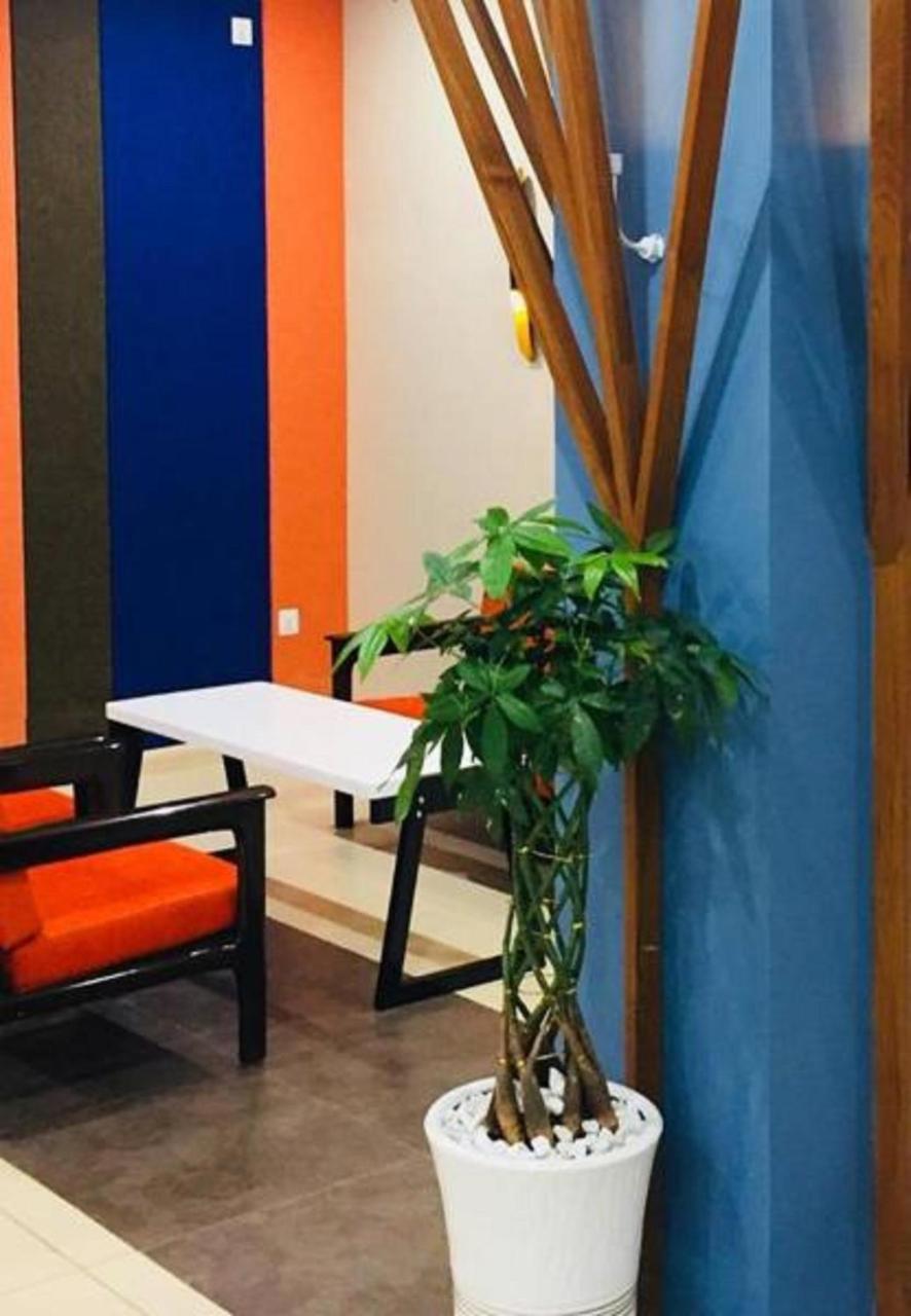 יאנגון Eastern Hotel מראה חיצוני תמונה