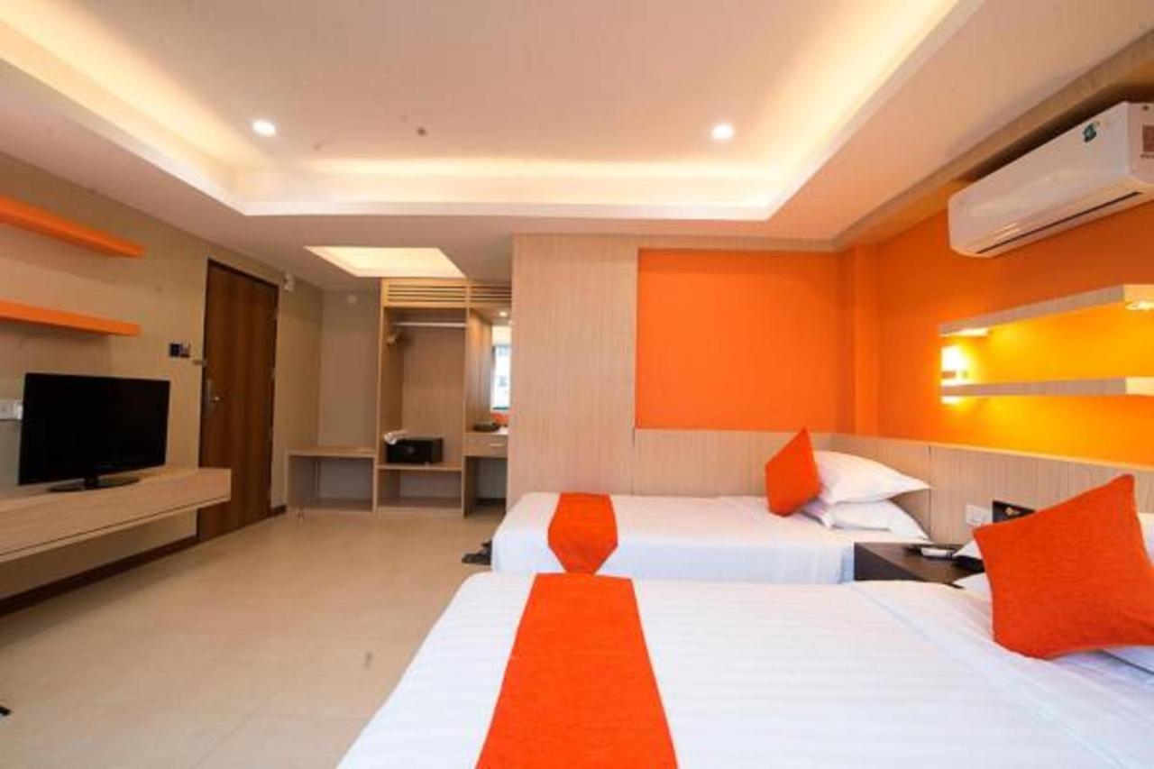 יאנגון Eastern Hotel מראה חיצוני תמונה